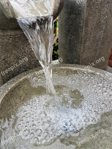 Water Fountain Bubbles Tap Pour