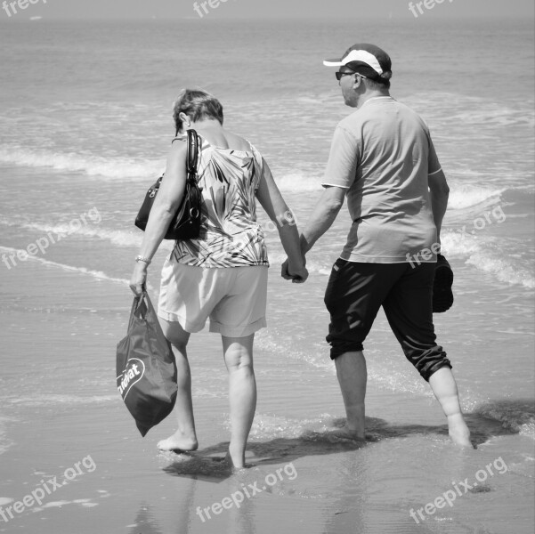 People Hiking Beach Connectedness Free Photos