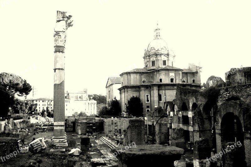 The Roman Forum Rome The Ruins Of The Free Photos