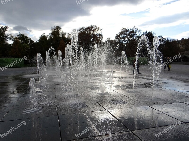 Fountain Drip Water Light Rapp Space