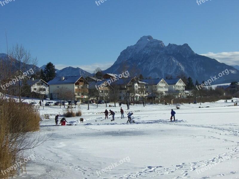 Ice Skating Hop On The Lake Lake Mountain Panorama