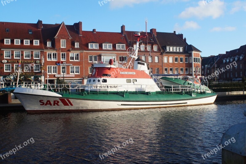 Port Emden Museumskreuzer Water Distress