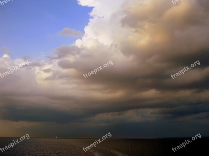 Horizon Sea Ocean Clouds Cloud