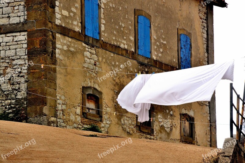 Glimpse Borgo Drying Laundry Campaign Italy