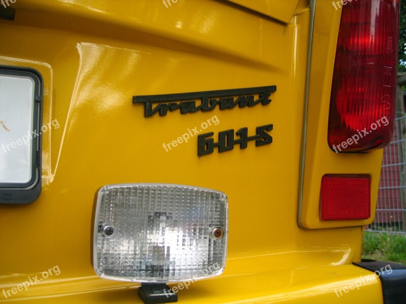 Auto Cult Trabi Satellite Yellow