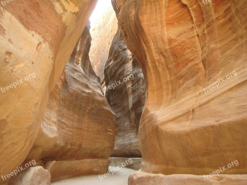 Gorge Canyon Rock Walls Petra Jordan