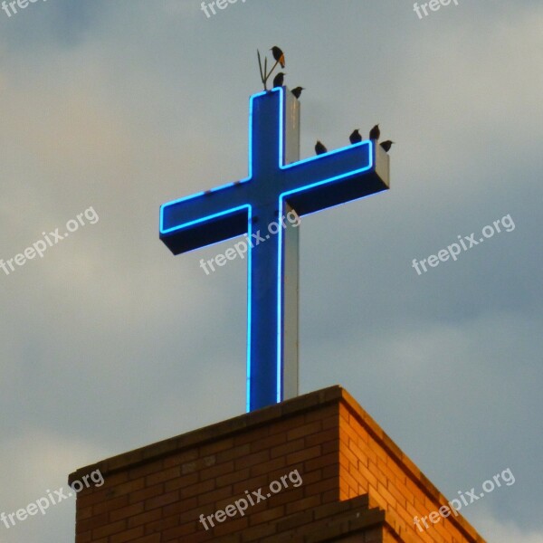 Birds Cross Steeple Church Buildings