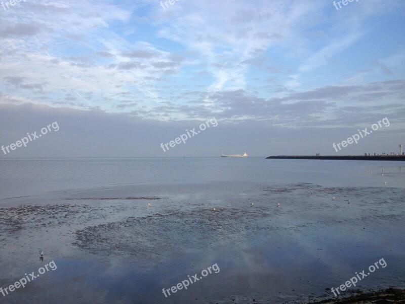 North Sea Atmosphere Sky Mirroring Blautöne