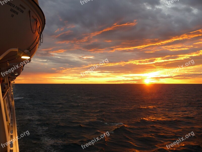 Evening Sun Sunset Ship Sea Free Photos