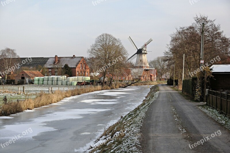 Windmill Cold Frost Iced Wieke