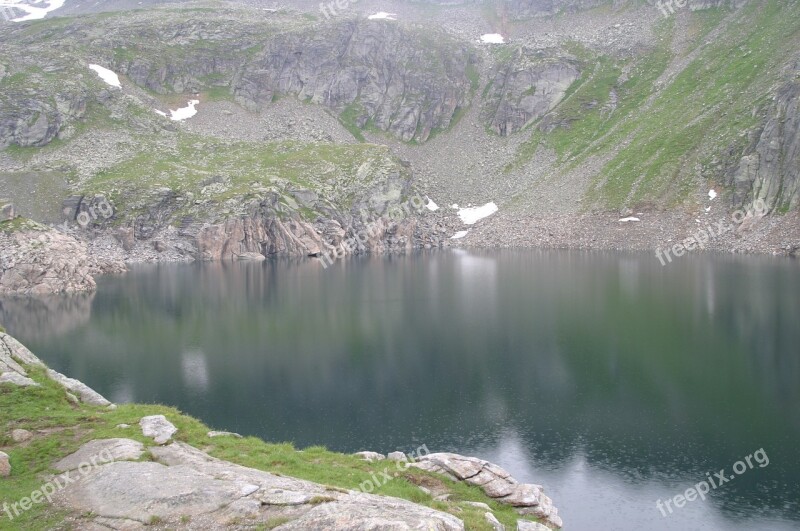 Mountain Lake Dolomites South Tyrol Italy Mountains