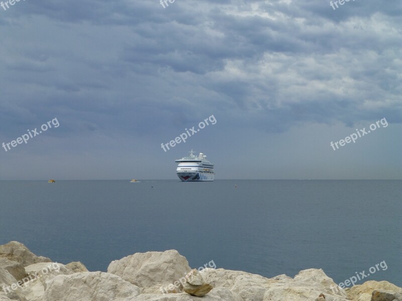 Cruise Aida Cruise Ship Sea Ship