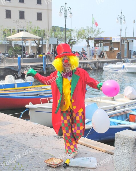 Italy Garda Limone Clown Port