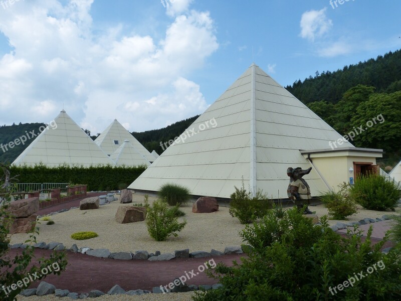 Pyramid Clouds Pyramids Triangle Sauerland