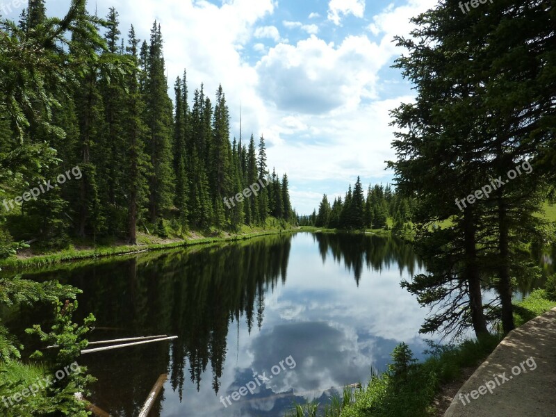 Rocky Mountains Bergsee Still Water Reflection Mirroring