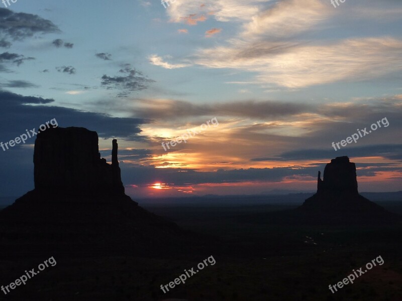 Usa Monument Valley Sunrise Kayenta Arizona