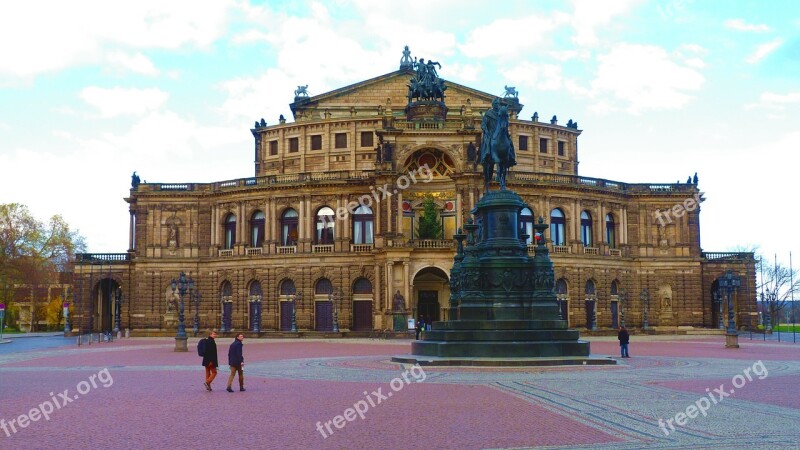 Semper Opera House Dresden Court And State Opera Opera House Historically