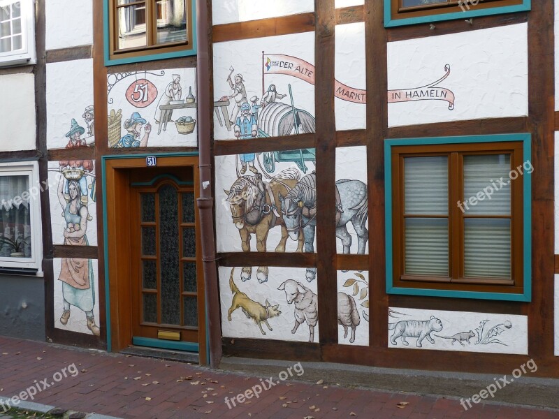 Hamelin Building Drawing Mural Historic Center