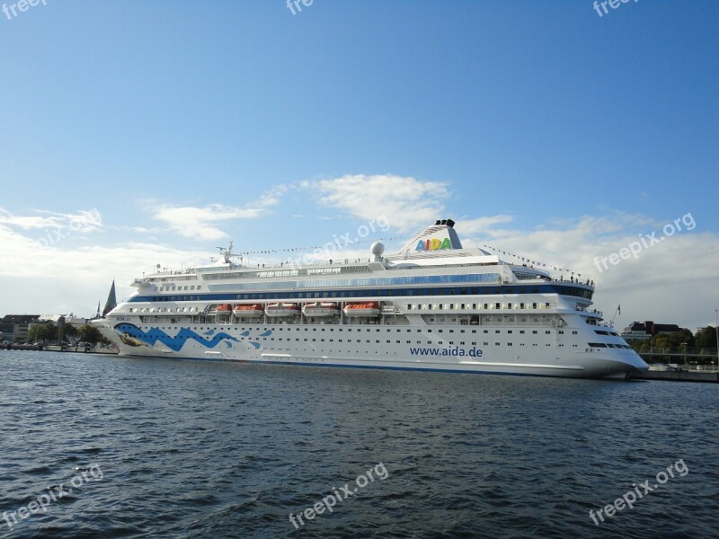 Ship Port Passenger Ship Kiel Baltic Sea