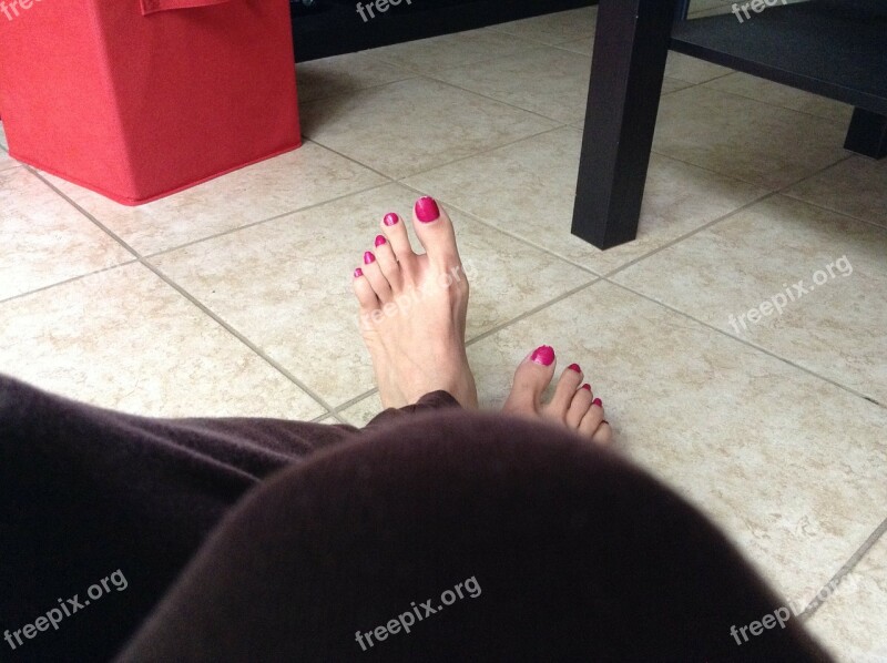 Toe Nails Foot Girl Barefoot