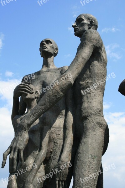 Statues Holocaust Victims People Suffering Tragic