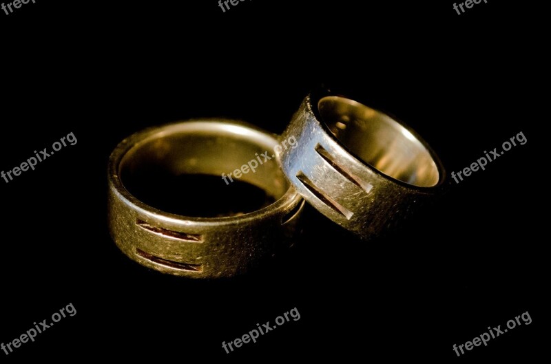 Ring Rings Couple Small Big