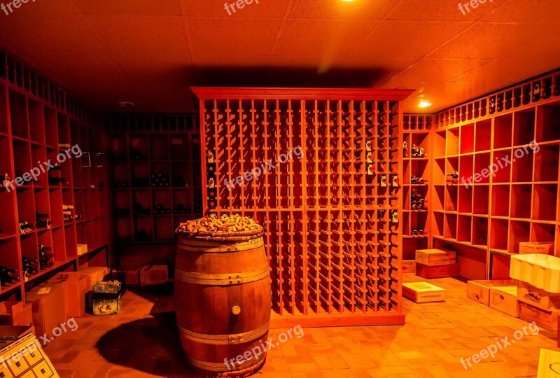 Alcohol Barrel Basement Beverage Big