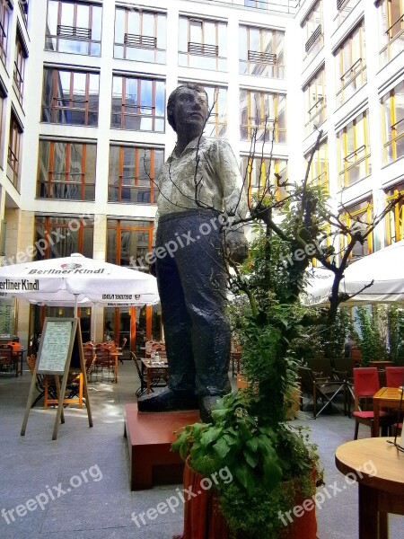 Courtyard Facade Restaurant Statue Figure