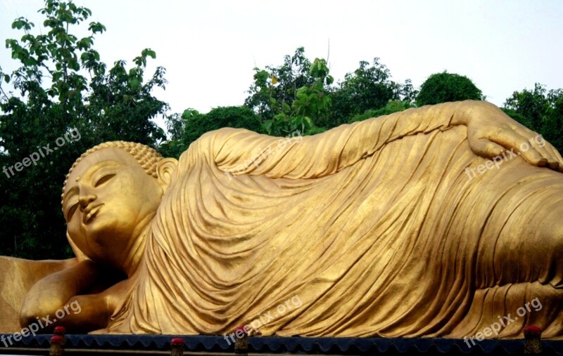 Patung Budha Maha Vihara Majapahit Mojokerto Jawa Timur