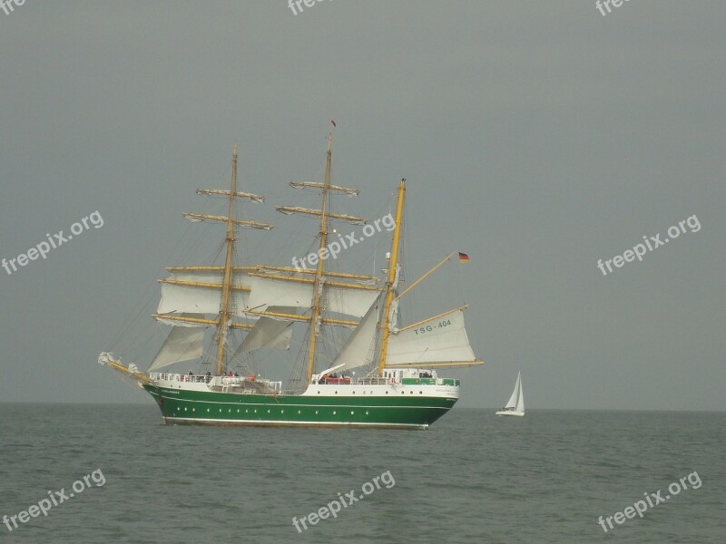 Three Masted Sailing Vessel Ocean Baltic Sea Sea