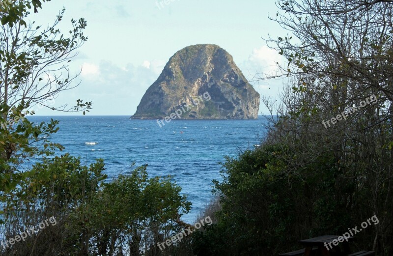 Martinique Diamond Ocean Rock Of Diamond Beach