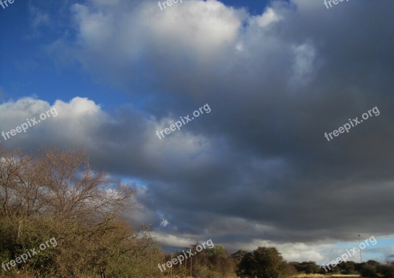 Clouds Low Large Dark Brush