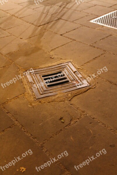 Manhole Hole Floor Via Stones