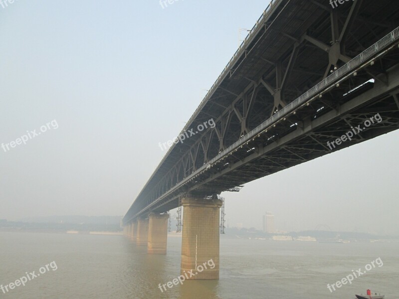 Wuhan Yangtze River Bridge Building The Yangtze River Free Photos