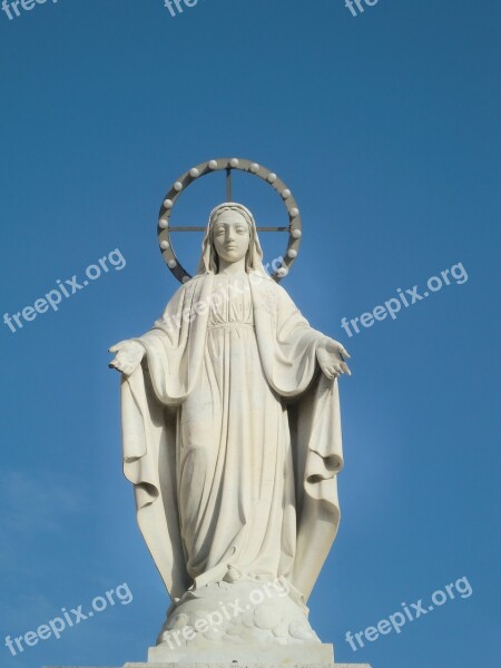 Statue Maria White Halo Sky