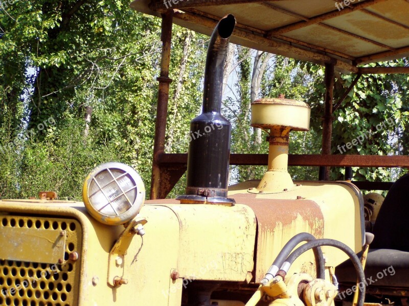 Lighthouse Tractor Light Campaign Old