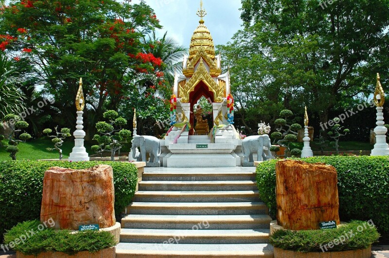 Shrine Deity Pattaya Thailand Free Photos