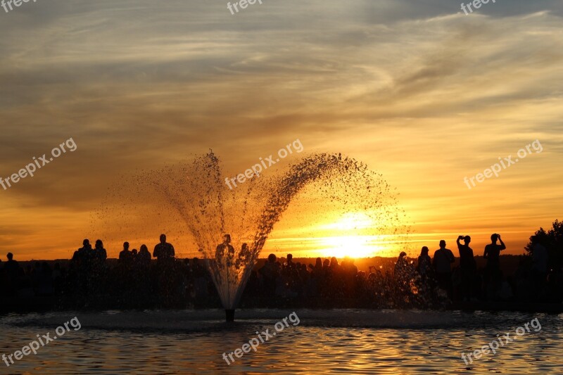 Sunset Sun Water Fountain Dusk