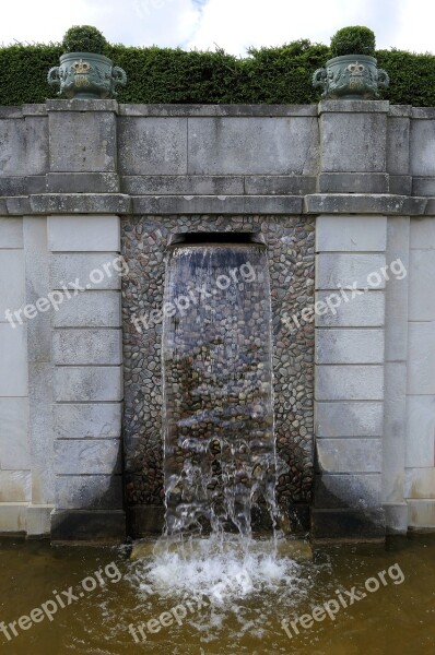 Fountain Castle Wall Water Garden