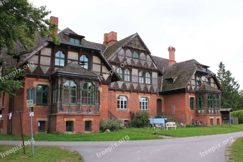 Truss House Castle Wiligrad Architecture