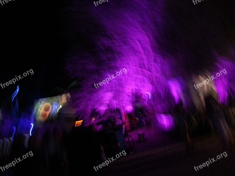 Tollwood Festival Wobbles Lichtspiel Munich