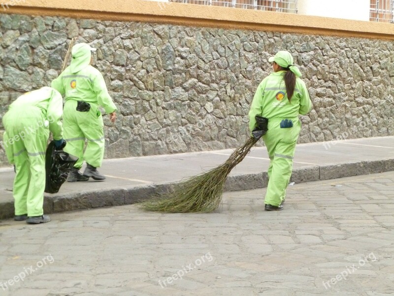 Cuenca Ecuador Travel Scenery Street Sweepers