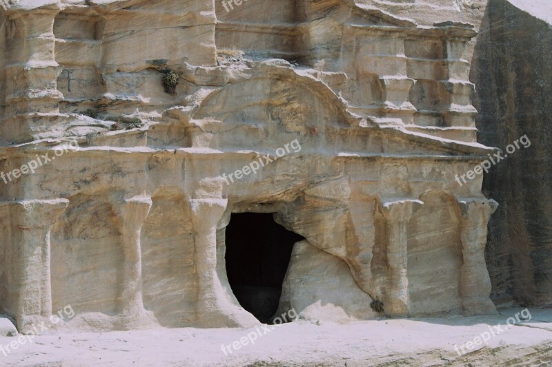 Temple Urn Tomb Weathered Petra The Red