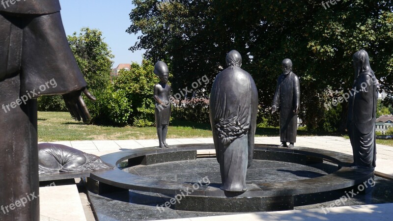 Philosophers Garden Budapest Gellért Hill Abraham Ekhnaton