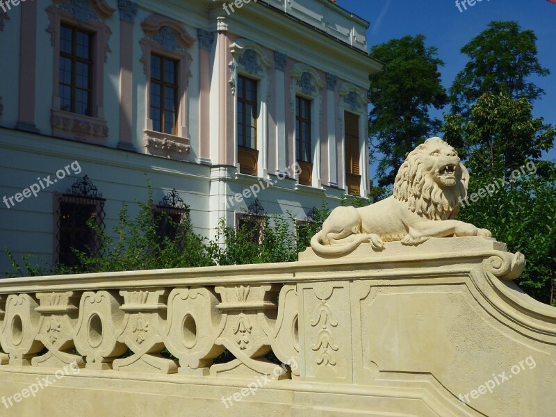 Hungary Gödöllő Hungary Castle Statue Entrance