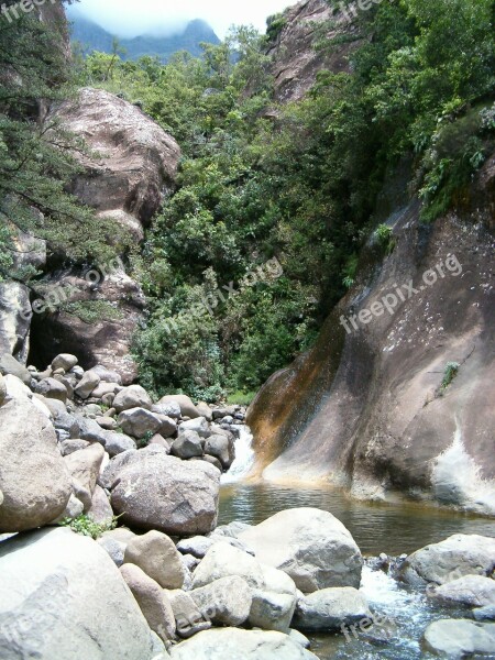 Drakensberg Mountains Valley Gorge South Africa Stones