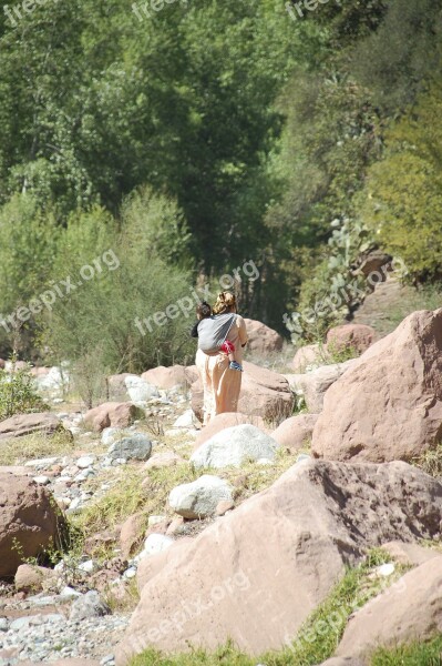 Morocco Mother Child River Africa