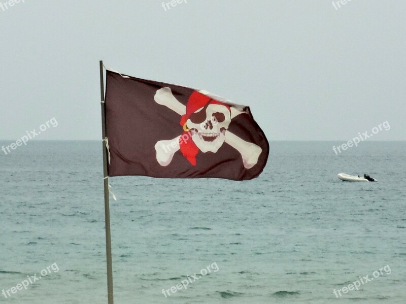 Pirates Flag Skull And Crossbones Sea Free Photos