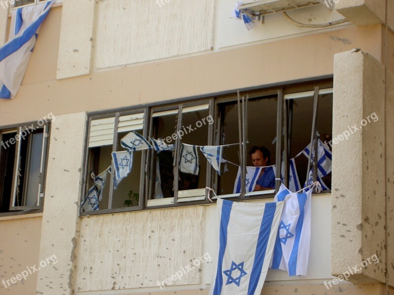 Israel Lebanon War 2006 Bullet Holes