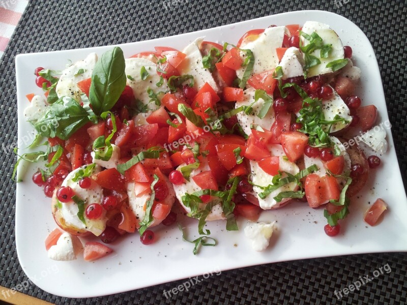 Caprese Salad Eat Food Tomato